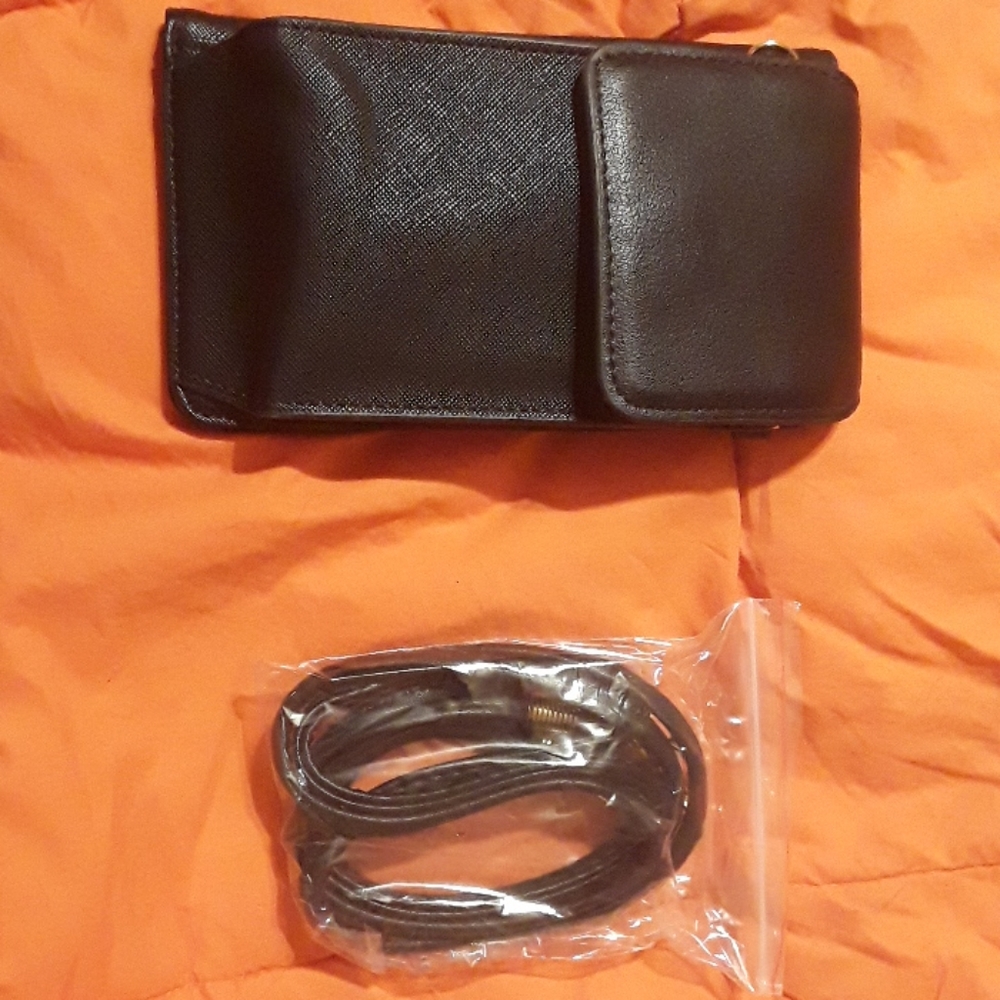 Crossbody purse